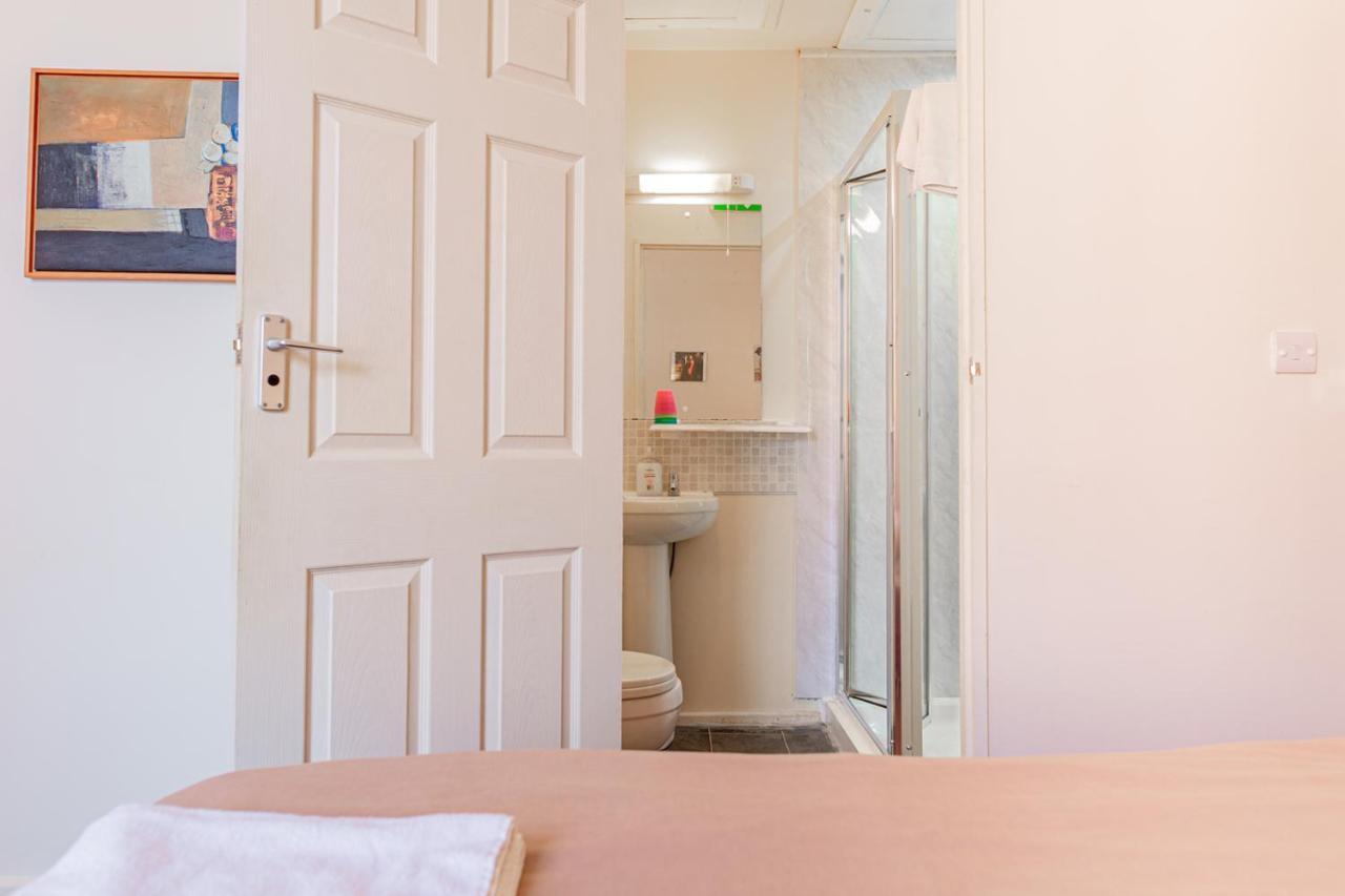 City Centre Guest House Gloucester Exterior photo