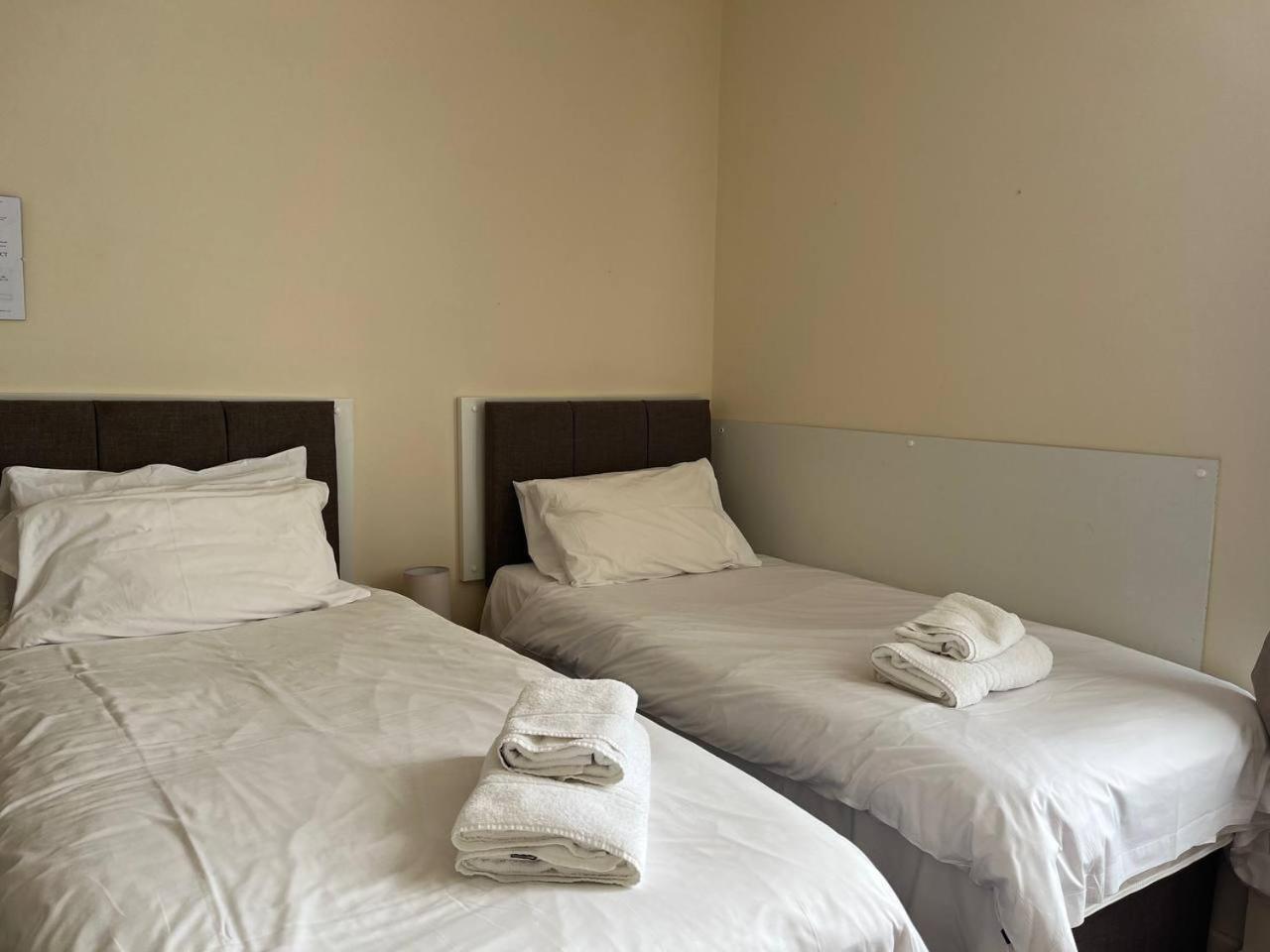 City Centre Guest House Gloucester Room photo